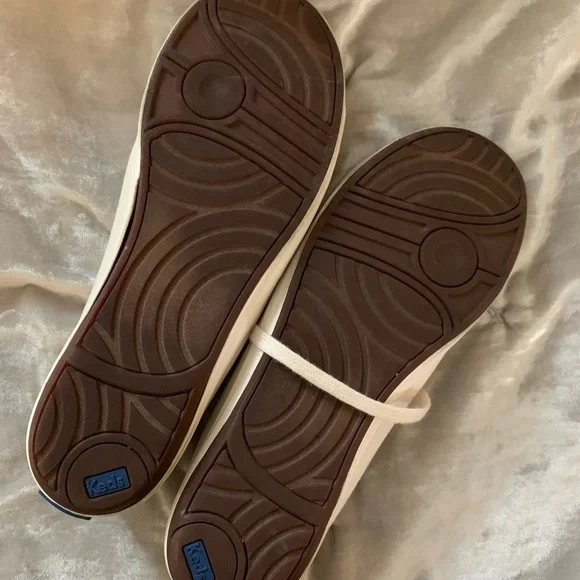 D O N A T E D Keds Women's Cream Canvas Sneakers 7.5 EUC B62 - Picture 3 of 7